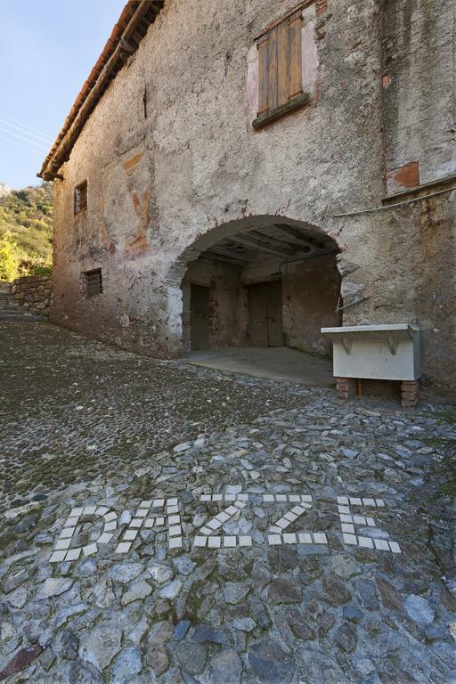 Albergo Trattoria Dazze Marcheno Exterior foto